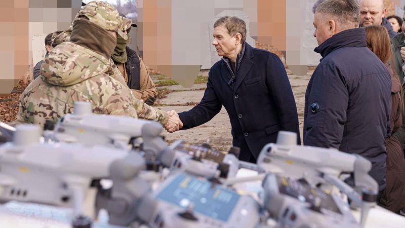 Автомобілі та дрони для військових: Міжрегіональний координаційний гуманітарний штаб передав чергову допомогу