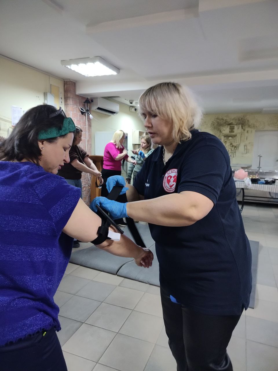 У Вінниці 14 голів правлінь ОСББ пройшли безкоштовне дводенне навчання з надання домедичної допомоги