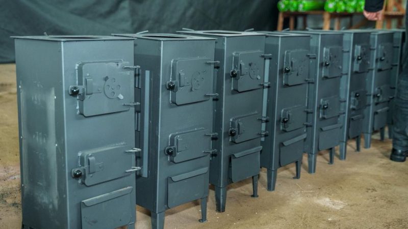 Три мобільні лазні, багі, автівка та 100 пічок-буржуйок: Міжрегіональний координаційний гуманітарний штаб передав допомогу ЗСУ