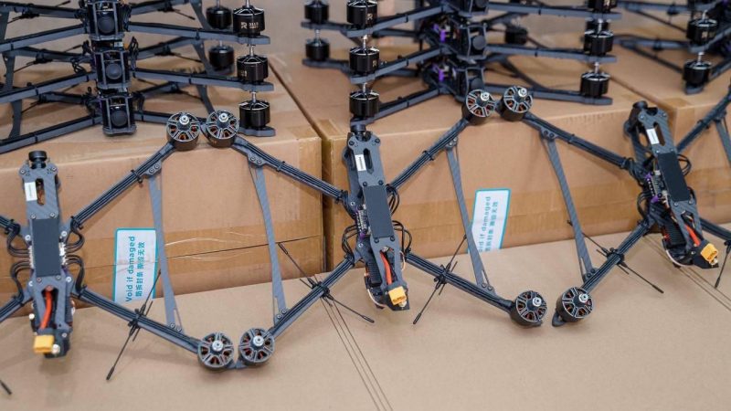 Міжрегіональний координаційний гуманітарний штаб передав «Артану» 100 FPV-дронів та п’ять Matrice 4Е