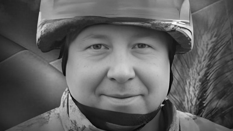 Сьогодні Вінницька громада прощається з оборонцем України Сергієм Карпенком