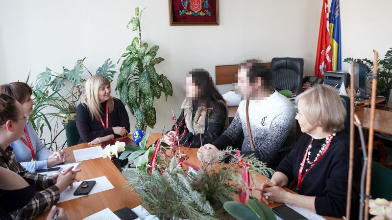 Ще одна прийомна родина з’явилася у Вінниці — подружжя прийняло на виховання дитину