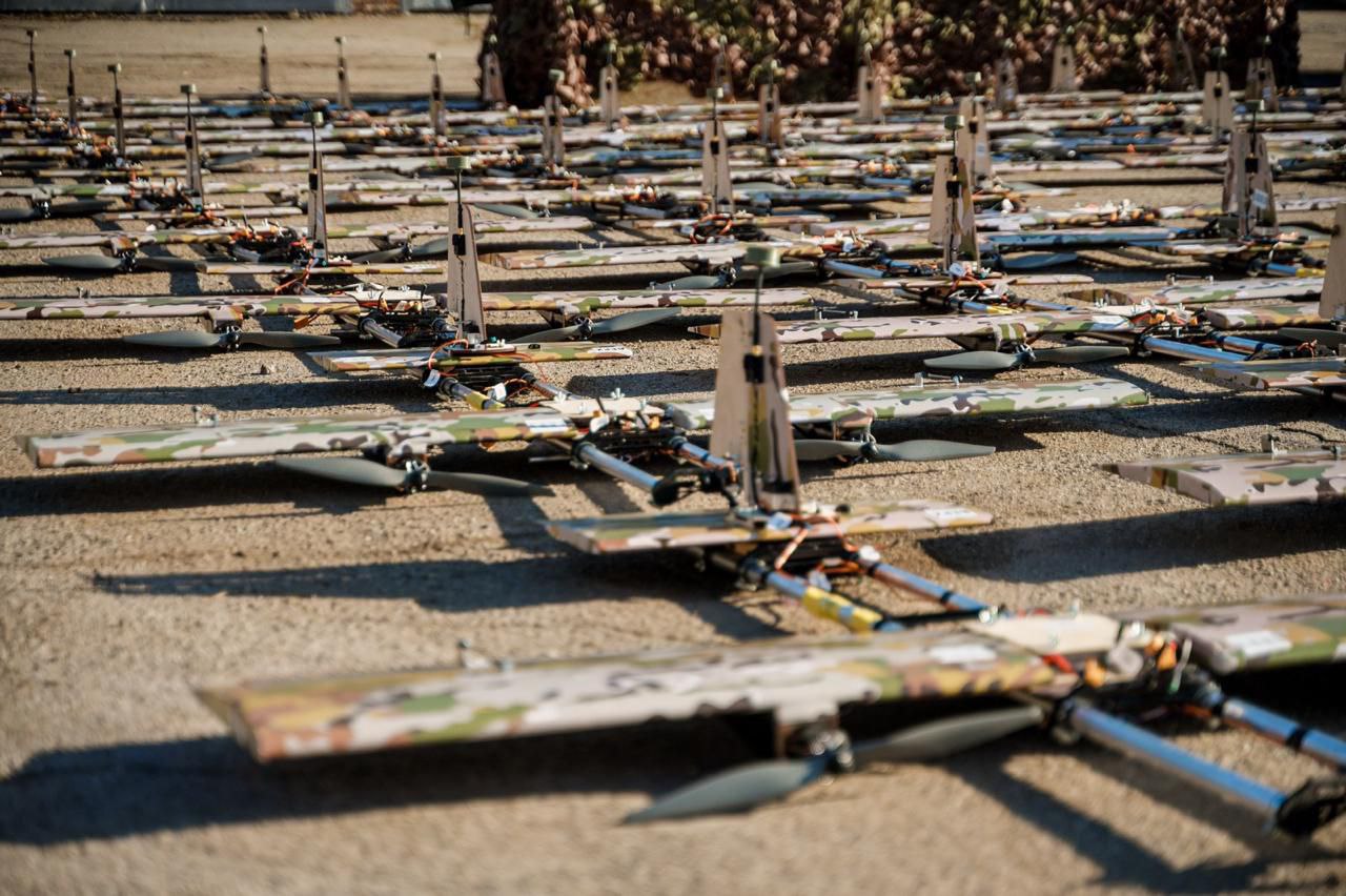 Міжрегіональний координаційний гуманітарний штаб передав 22-й бригаді автомобіль та 80 безпілотників «Блискавка»