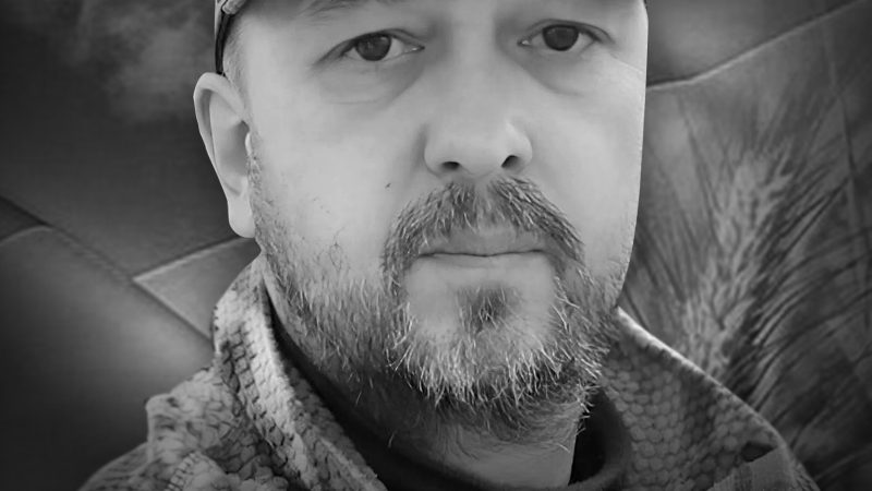 Сьогодні Вінниця проводжає у вічність захисника України Олександра Чорного