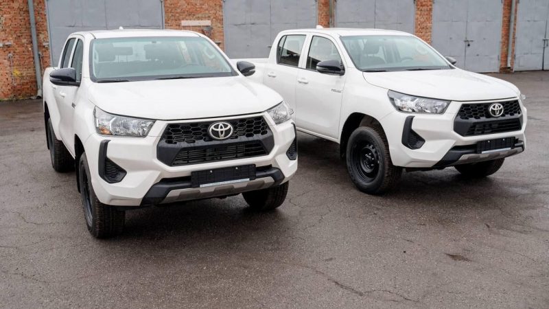 Міжрегіональний координаційний гуманітарний штаб передав чергову партію автомобілів для підрозділів ЗСУ