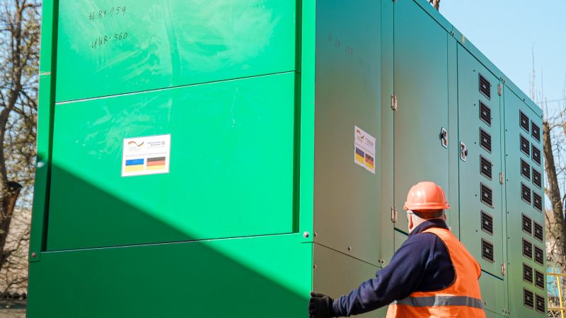 32 генератори з Німеччини передали для потреб Вінниці