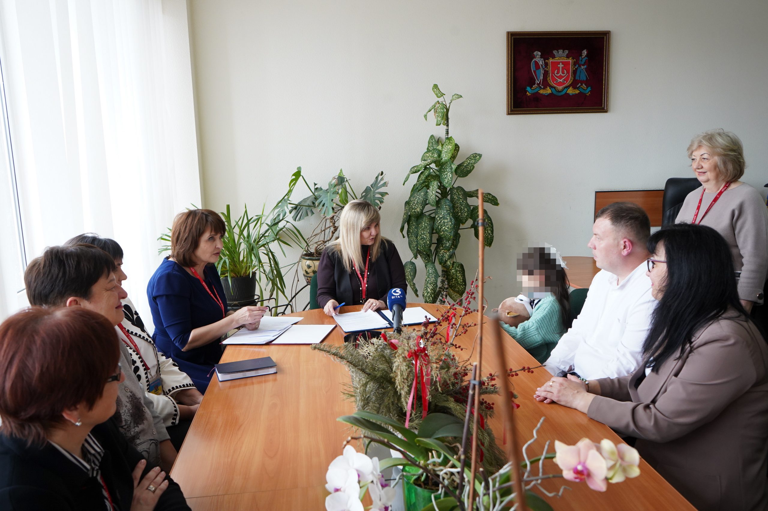 У Вінниці 8-річну дівчинку влаштували до родини патронатного вихователя