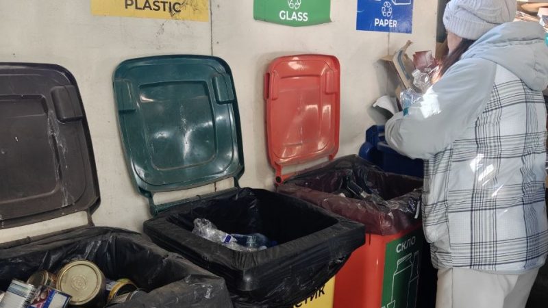 Як працює роздільний збір відходів: досвід одного будинку