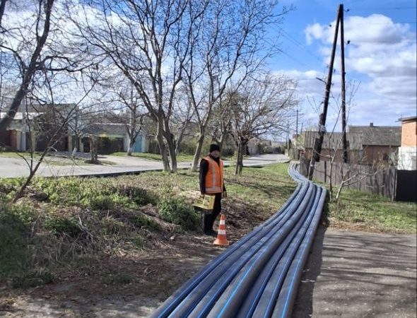У Вінниці триває оновлення водопровідної мережі на вулиці Замковій