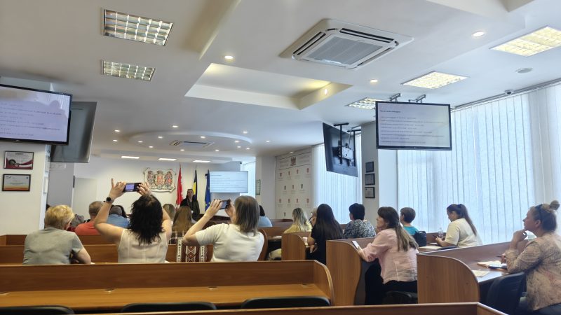 У Вінниці продовжують навчати керівників ОСББ принципам безбар’єрності