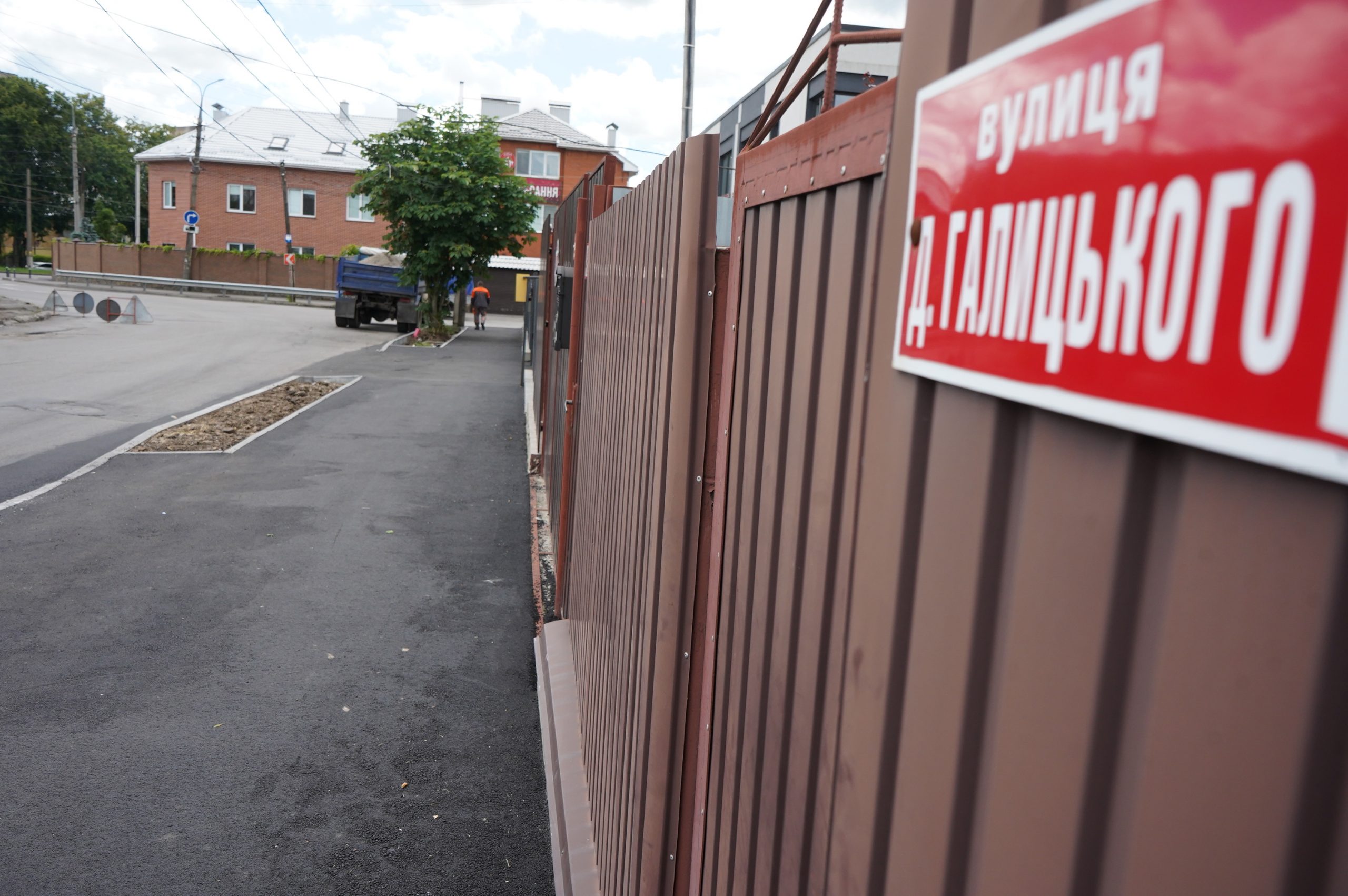 У Вінниці тривають роботи з покращення доступності на вулиці Данила Галицького