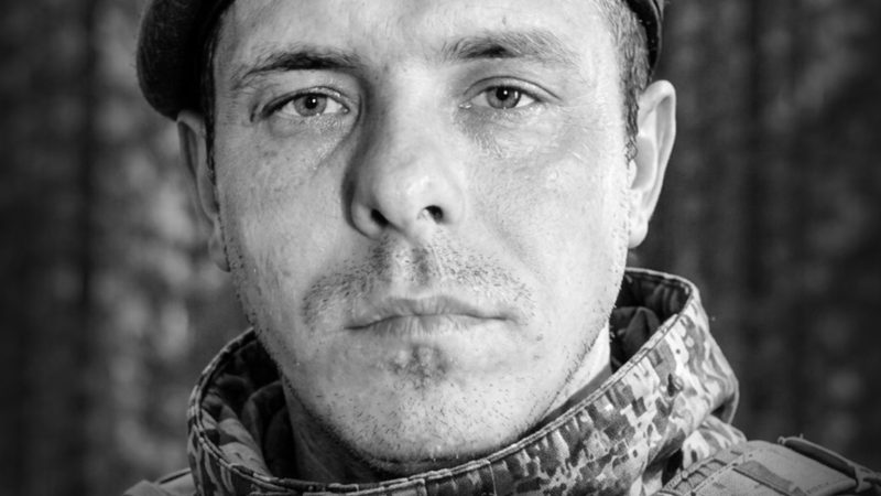 Сьогодні Вінницька громада прощається з воїном Олександром Косюком