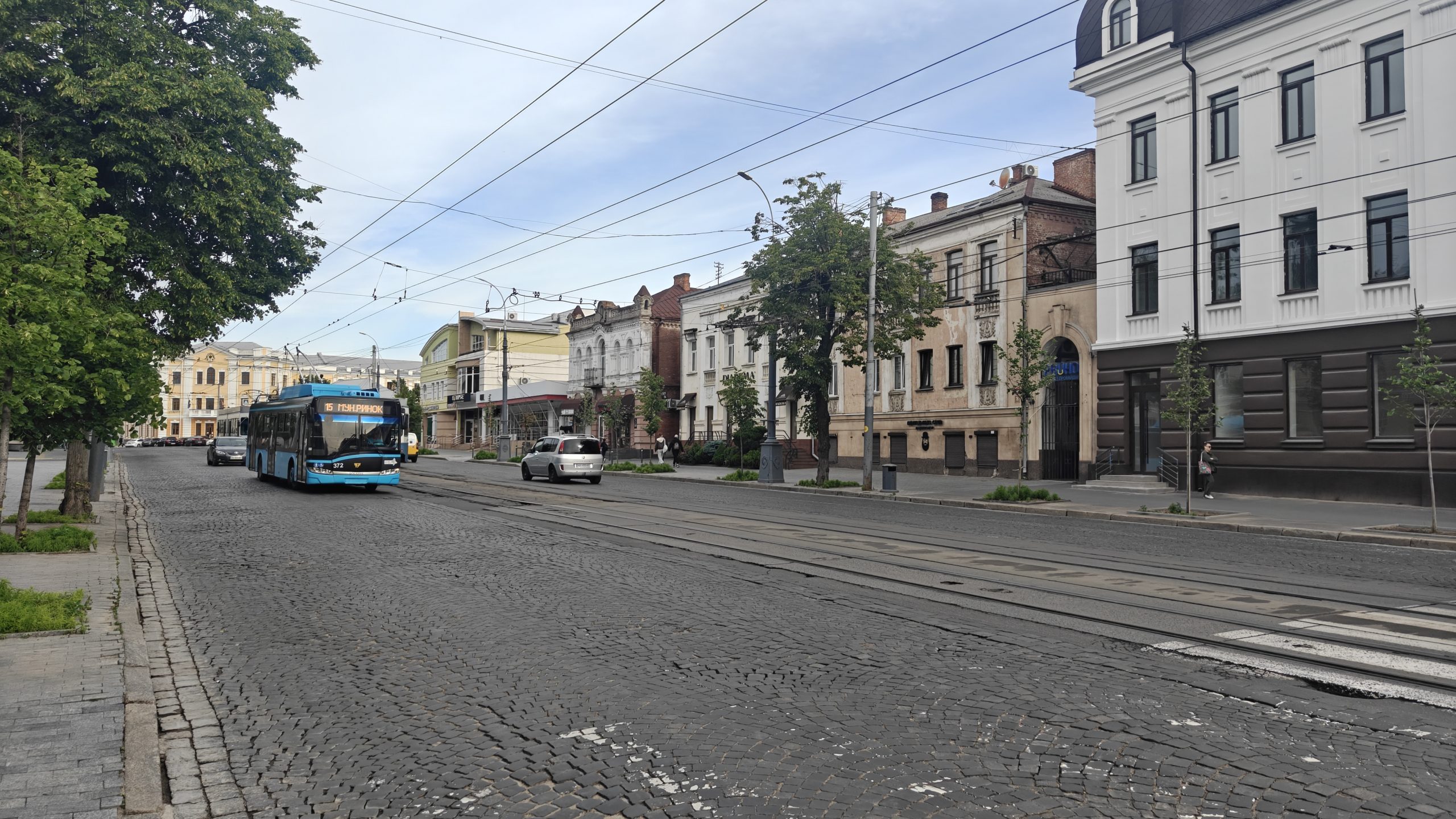 Із 10 червня на вулиці Соборній відновлюватимуть деформоване дорожнє покриття