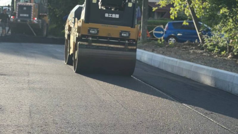 На провулку Костя Широцького у Вінниці завершили ремонт проїзду та укріплення схилу