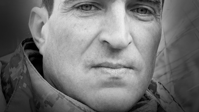 Сьогодні Вінниця прощається із полеглим воїном Андрієм Перожиком