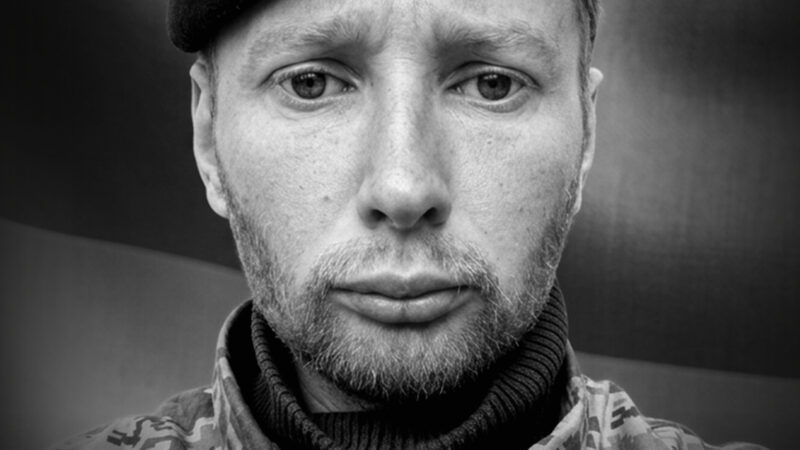 Вінницька громада сьогодні прощається із Захисником Іваном Комарівським