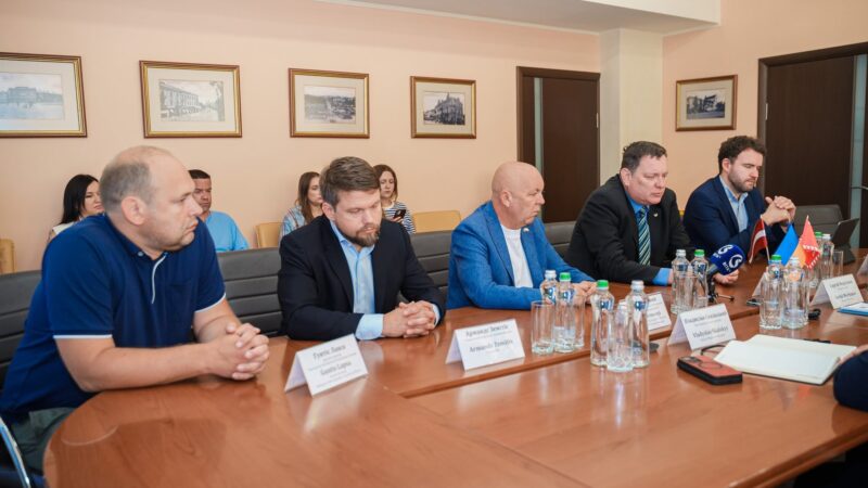 До Вінниці завітали представники Латвійської Республіки