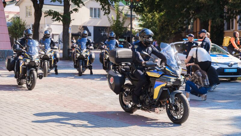 У Вінницькій громаді патрульні на мотоциклах заступили на чергування