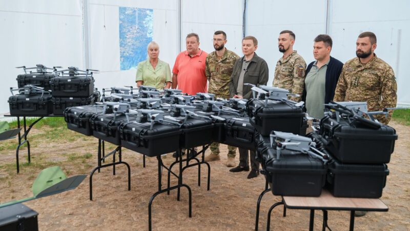 Дрони для повітряної розвідки «Червоної калини»: 14-та бригада НГУ отримала від Вінниці 28 Autel і п’ять «Соколів»