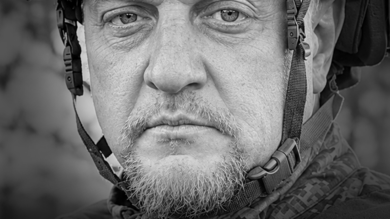 У Вінниці попрощаються з Андрієм Жуковським, який загинув, прикриваючи відхід побратимів